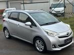 Toyota Verso-S 1.3i Euro5 GPS Caméra 1es Eigenaar met keurin, Auto's, Euro 5, Start-stop-systeem, Leder en Stof, Verso-S