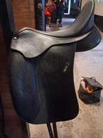 Selle Wintec Dressage Air Care. 17", Animaux & Accessoires, Chevaux & Poneys | Selles, Enlèvement ou Envoi, Comme neuf, Dressage