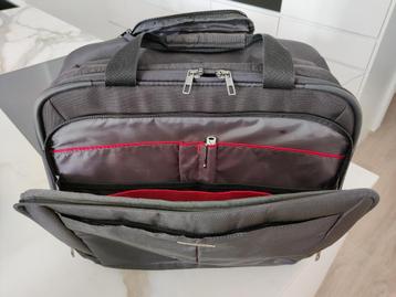 Computer Tas beschikbaar voor biedingen