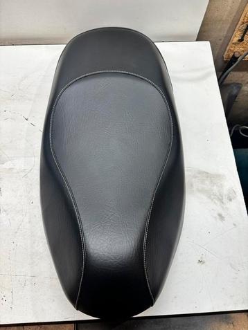 Zadel Sym Fiddle 2 2025 beschikbaar voor biedingen