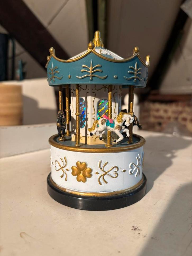 Vintage muziekdoos draaimolen – carrousel met paardjes, Antiek en Kunst, Antiek | Speelgoed, Ophalen of Verzenden