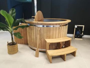 HOTTUBtime Hottub met interne kachel €5195 ipv €6050 beschikbaar voor biedingen