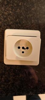 Douilles Niko, Bricolage & Construction, Électricité & Câbles, Enlèvement