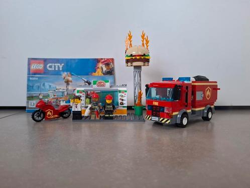 Lego City 60214 - Brand bij hamburgerrestaurant, Kinderen en Baby's, Speelgoed | Duplo en Lego, Zo goed als nieuw, Lego, Complete set