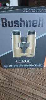 Jumelles Bushnell Forge 8x42, Audio, Tv en Foto, Optische apparatuur | Verrekijkers, Ophalen, Dakkant (recht), Zo goed als nieuw