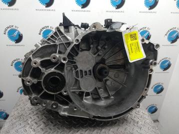 VOLVO V40 [TRANS_GEARBOX] 2017 beschikbaar voor biedingen