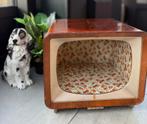 Kattenhuisje in vintage ohilips tv, Animaux & Accessoires, Paniers pour chats, Enlèvement, Utilisé, Autre