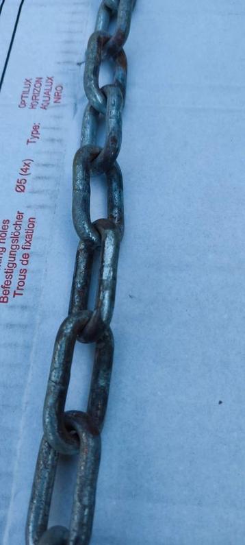 Ketting schakels in mm : 45 x 20 x 5dik  gegalvaniseerd beschikbaar voor biedingen