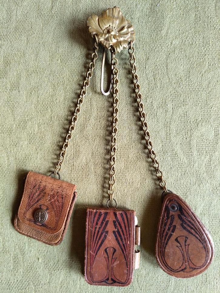 Chatelaine, Antiek en Kunst, Curiosa en Brocante, Ophalen of Verzenden