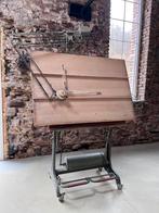 Table à dessin industrielle Nestler modèle AN3536 en fonte, Doe-het-zelf en Bouw, Tekentafels, Ophalen, Gebruikt