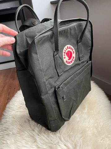 Kanken - fjallraven rugzak, Handtassen en Accessoires, Tassen | Rugtassen, Overige merken, 25 tot 40 cm, Ophalen of Verzenden