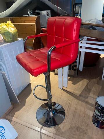 Tabouret de bar rouge (2 pièces) beschikbaar voor biedingen