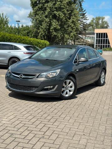 Opel Astra J benzine 1.4 Turbo  Automatische beschikbaar voor biedingen