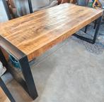 Eettafel van hout en metaal, Huis en Inrichting, Tafels | Eettafels, Ophalen, Zo goed als nieuw, Metaal