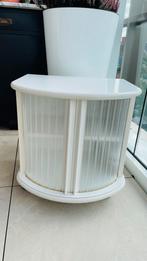 Vintage kastje op wielen met rolluikdeuren in goede staat, Ophalen, Zo goed als nieuw