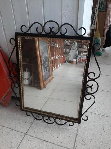 Miroir Vintage en fer forgé  beschikbaar voor biedingen
