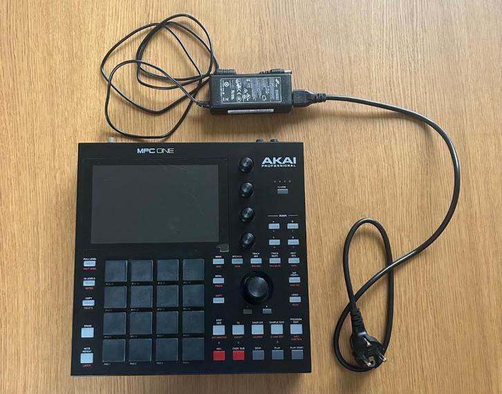 Akai MPC One, Muziek en Instrumenten, Samplers, Zo goed als nieuw, Ophalen