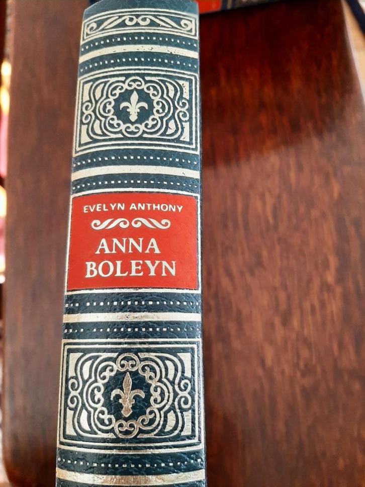 Anna Boleyn – Evelyn Anthony (Lekturama), Livres, Romans historiques, Comme neuf, Enlèvement ou Envoi