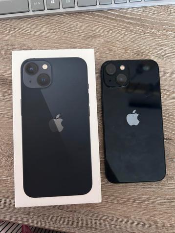 iPhone 13 midnight black 128 GB in heel goede staat 