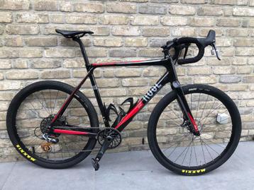 ROSE XEON CROSS - Maat 57 - Carbon - SRAM Force beschikbaar voor biedingen