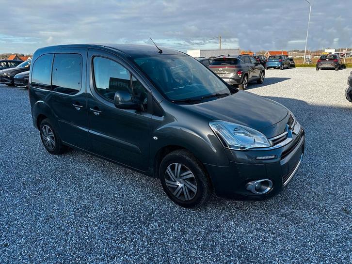 CITROEN BERLINGO 1.6 HDI MULTISPACE SX - AIRCO, Auto's, Citroën, Particulier, Berlingo, Airconditioning, Metaalkleur, Navigatiesysteem