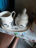 Melk en suiker potje plus bortje 10 euro, Antiek en Kunst, Antiek | Servies compleet, Ophalen of Verzenden