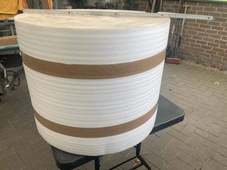 Grote rol foam verpakkingsfolie, Zakelijke goederen, Stock en Retail | Verpakking en Verzending, Ophalen