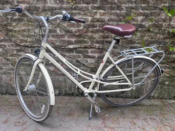 damesfiets  beschikbaar voor biedingen