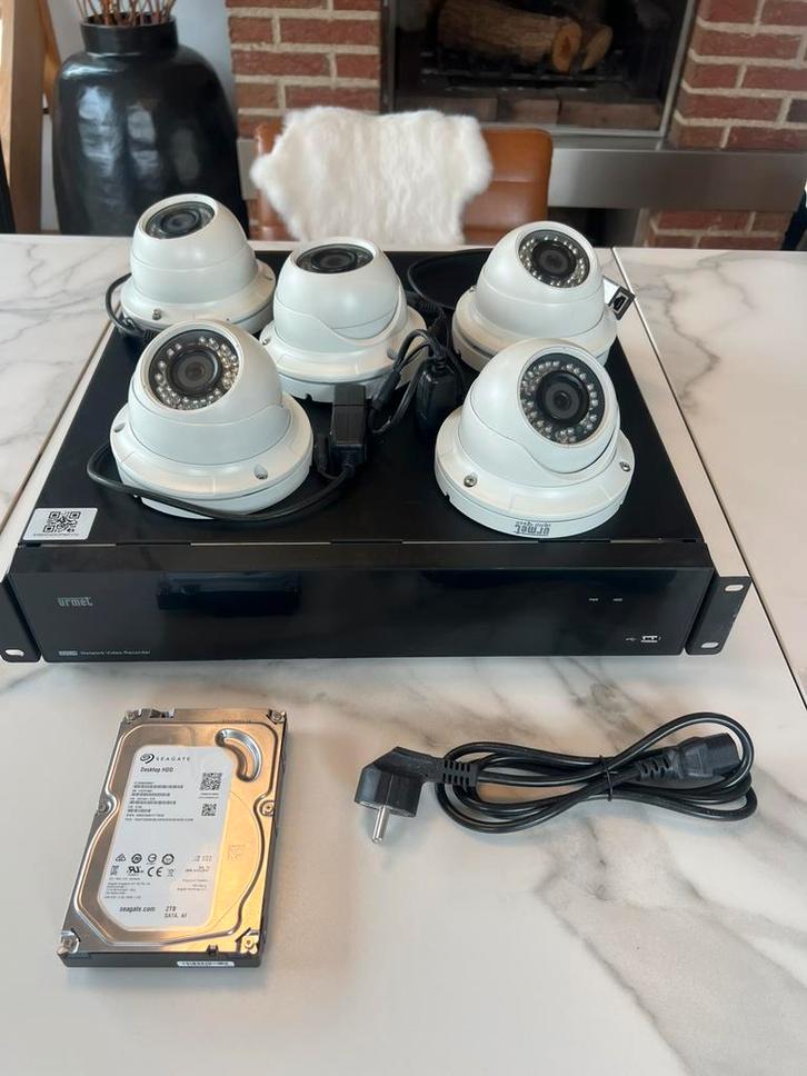 URMET videobewakingsset — 32 CH NVR + 5 camera's + HDD, Audio, Tv en Foto, Videobewaking, Gebruikt, Ophalen