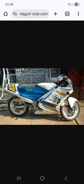 Gezocht Malaguti RST 50 onderdelen of projectbrommer beschikbaar voor biedingen