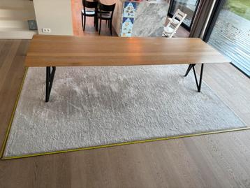 Tapijt 340 x 240cm beschikbaar voor biedingen