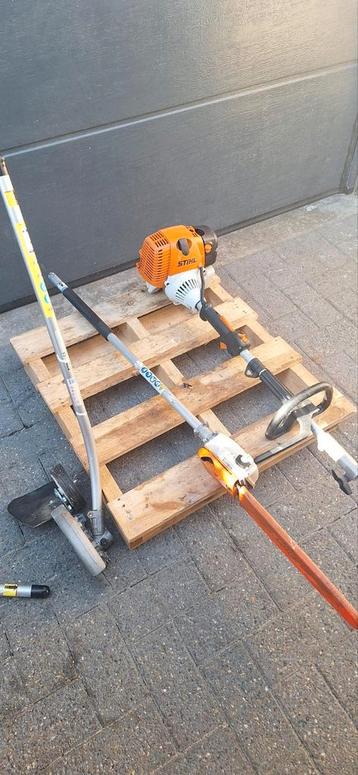 STIHL KM 130 Comby met accessoires  beschikbaar voor biedingen