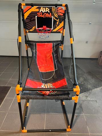 Basketspel voor binnen. Goede staat. beschikbaar voor biedingen