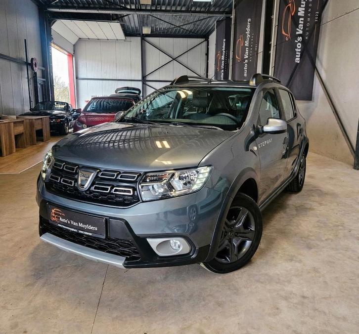 Dacia Sandero    benzine    12 maanden garantie, Auto's, Dacia, Bedrijf, Te koop, Sandero, ABS, Achteruitrijcamera, Airbags, Airconditioning