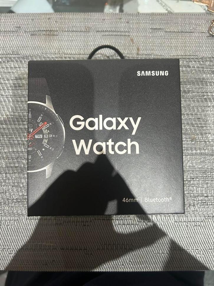 Galaxy watch 46mm, Handtassen en Accessoires, Smartwatches, Zo goed als nieuw, Zwart, GPS, Ophalen of Verzenden