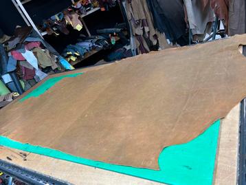 Cognac patina-vintage halve huid 1.5mm dik soepel&glad A-507 beschikbaar voor biedingen