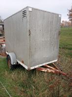 Gesloten aanhangwagen, Ophalen, Zo goed als nieuw