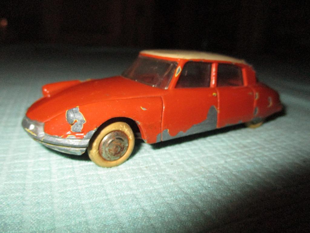 Dinky-Toys Citroen DS, Hobby en Vrije tijd, Modelauto's | 1:43, Ophalen of Verzenden, Gebruikt, Auto, Dinky Toys