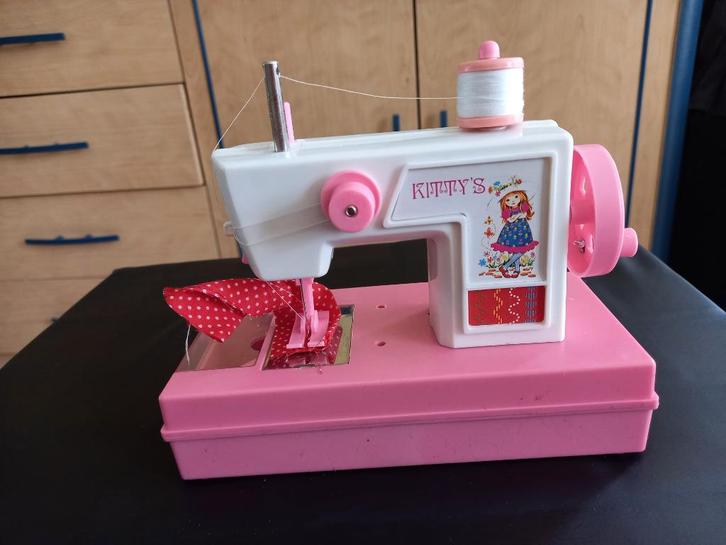 Machine à coudre neuve pour enfant, Kinderen en Baby's, Speelgoed | Educatief en Creatief, Nieuw, Knutselen, Ophalen