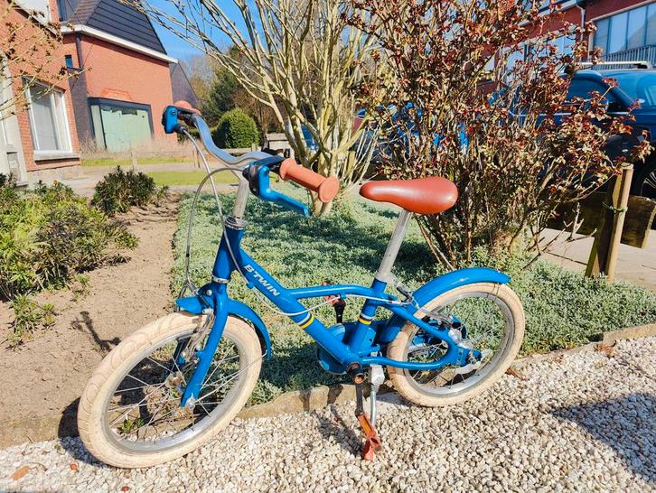 Fiets 16" Btwin 900 City, Fietsen en Brommers, Fietsen | Kinderfietsjes, Gebruikt, 16 tot 20 inch, Zijwieltjes, Ophalen