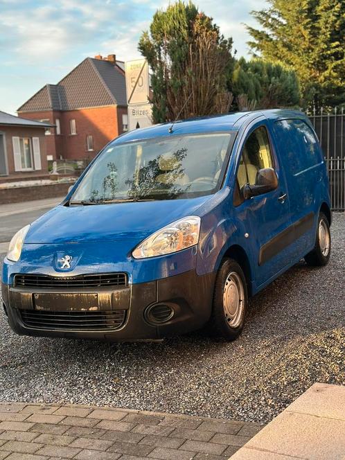 Peugeot partner 1.6 HDI, Auto's, Bestelwagens en Lichte vracht, Particulier, Radio, Peugeot, Diesel, Euro 5, Ophalen