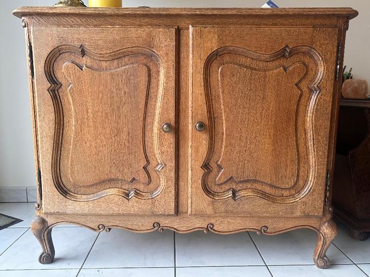 Commode en bois massif - très bon état, Maison & Meubles, Armoires | Commodes, Comme neuf, Moins de 100 cm, 50 à 100 cm, 25 à 50 cm