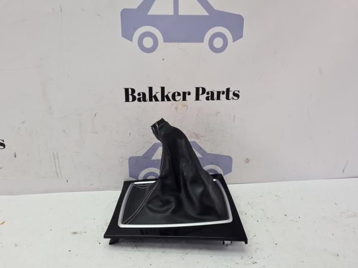 Versnellingspookhoes van een Mercedes C-Klasse, Auto-onderdelen, Interieur en Bekleding, Mercedes-Benz, Gebruikt, 3 maanden garantie