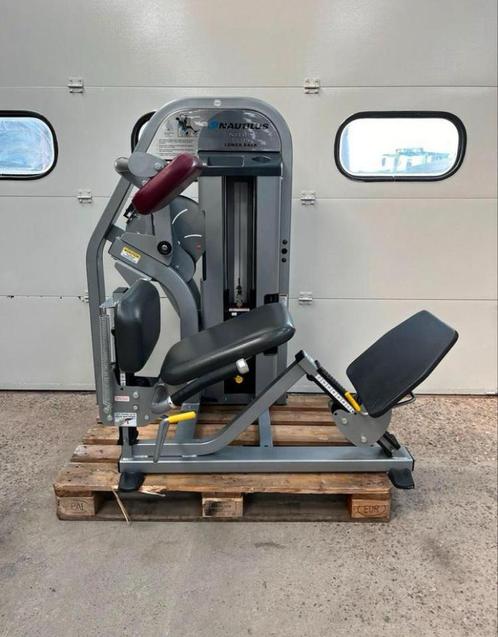 Nautilus Nitro Back extension / Hyperextension/back machine, Sport en Fitness, Fitnessmaterialen, Gebruikt, Overige typen, Armen
