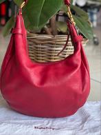 Sac Salvatore Ferragamo cuir rouge, Handtassen en Accessoires, Tassen | Damestassen, Ophalen of Verzenden, Zo goed als nieuw, Rood