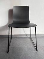 Stoel AAVA - Arper, Huis en Inrichting, Stoelen, Ophalen, Zo goed als nieuw, Zwart, Modern