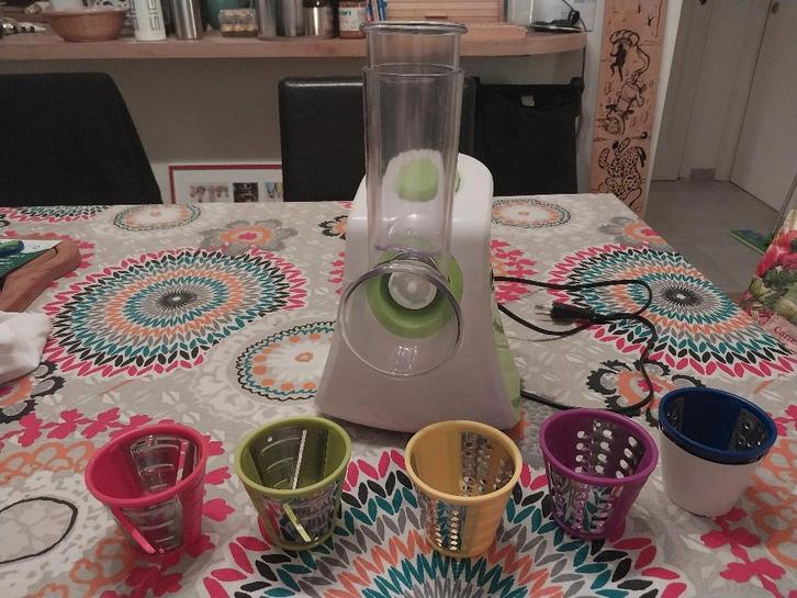 Robot menager multifonctions, Electroménager, Mélangeurs de cuisine, Comme neuf, Enlèvement