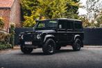 Land Rover Defender 110 // TD5 // FULL BLACK // EX BTW, Auto's, 90 kW, Zwart, LED verlichting, Leder en Stof