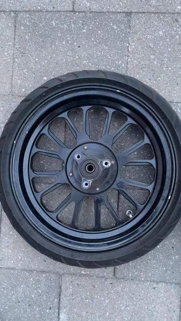 12 inch velgen beschikbaar voor biedingen