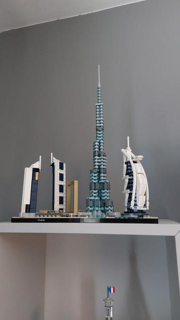 Lego architecture 21052 Dubai  beschikbaar voor biedingen
